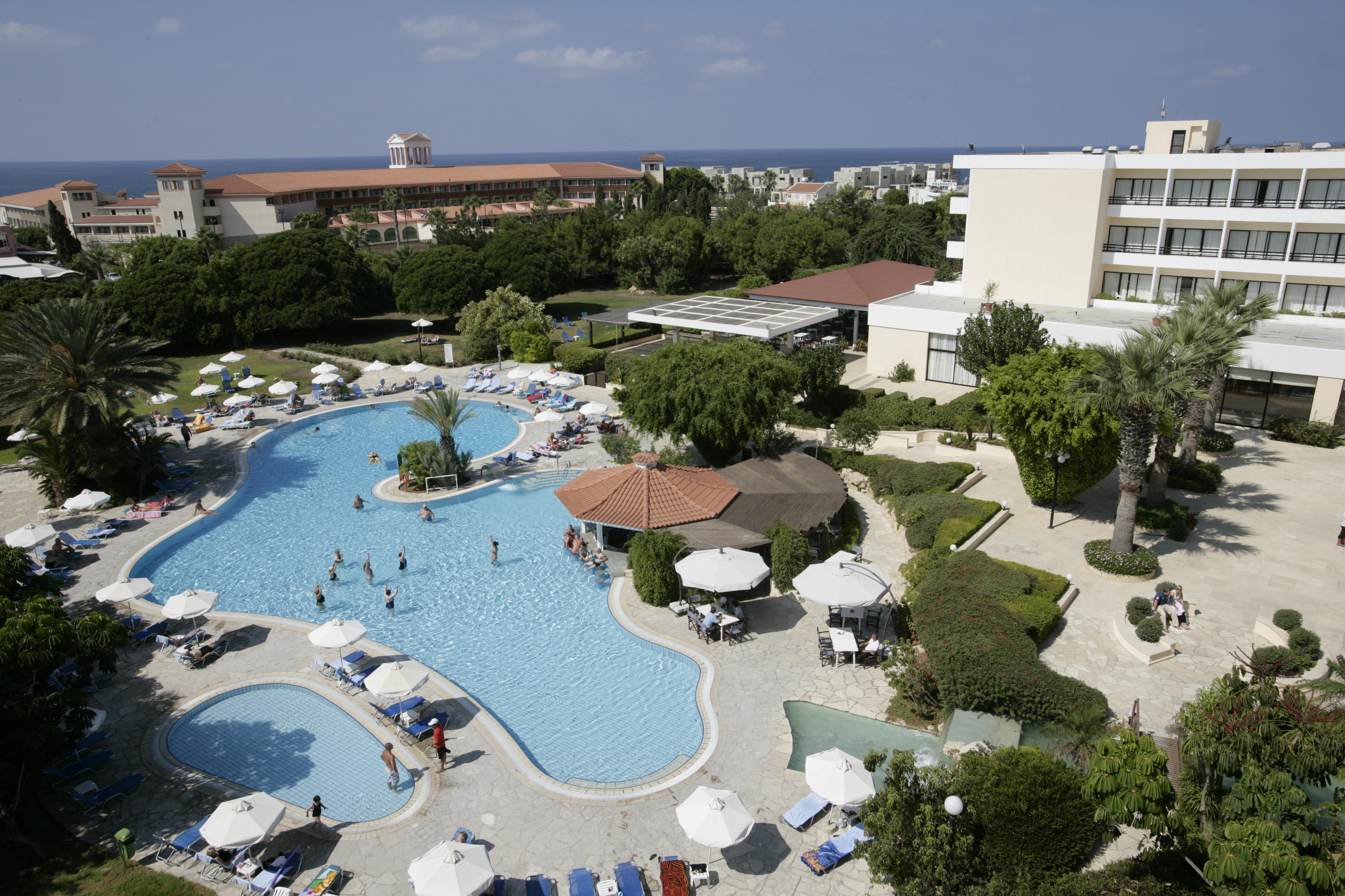 Avanti Hotel Paphos Exterior photo