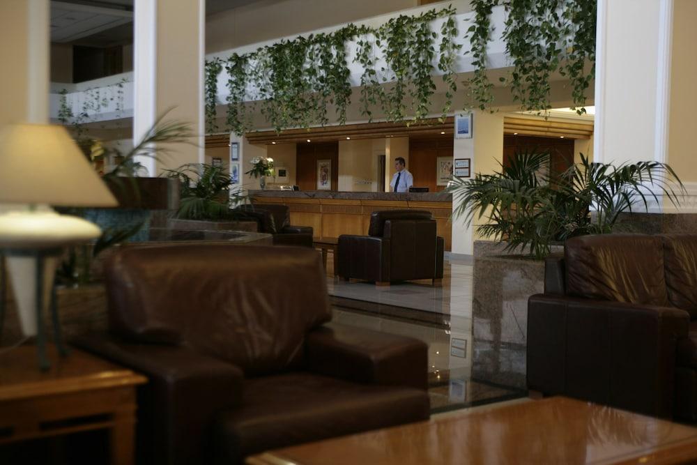 Avanti Hotel Paphos Exterior photo